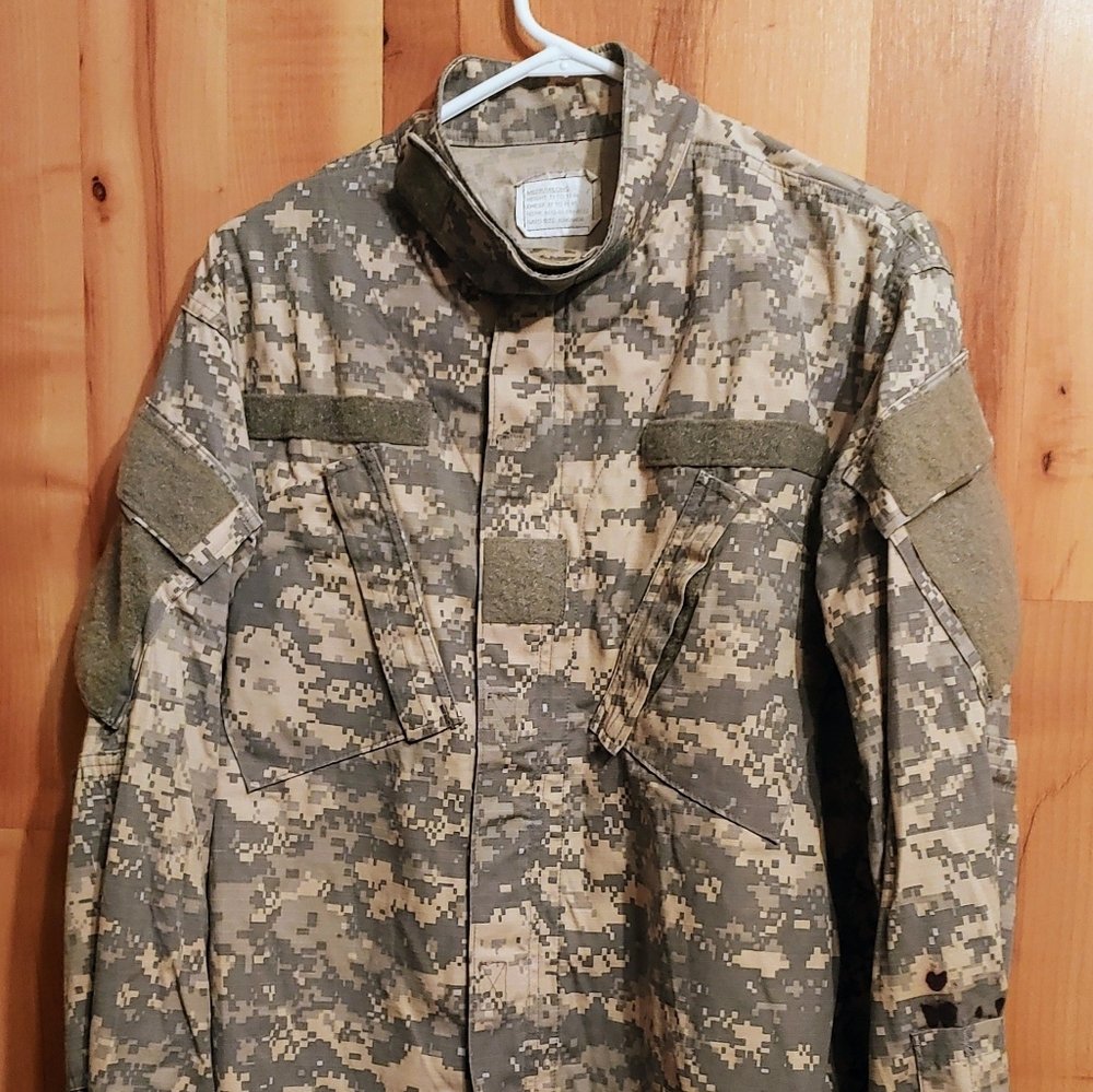 U.S. Army Med/Reg Combat Uniform Jacket